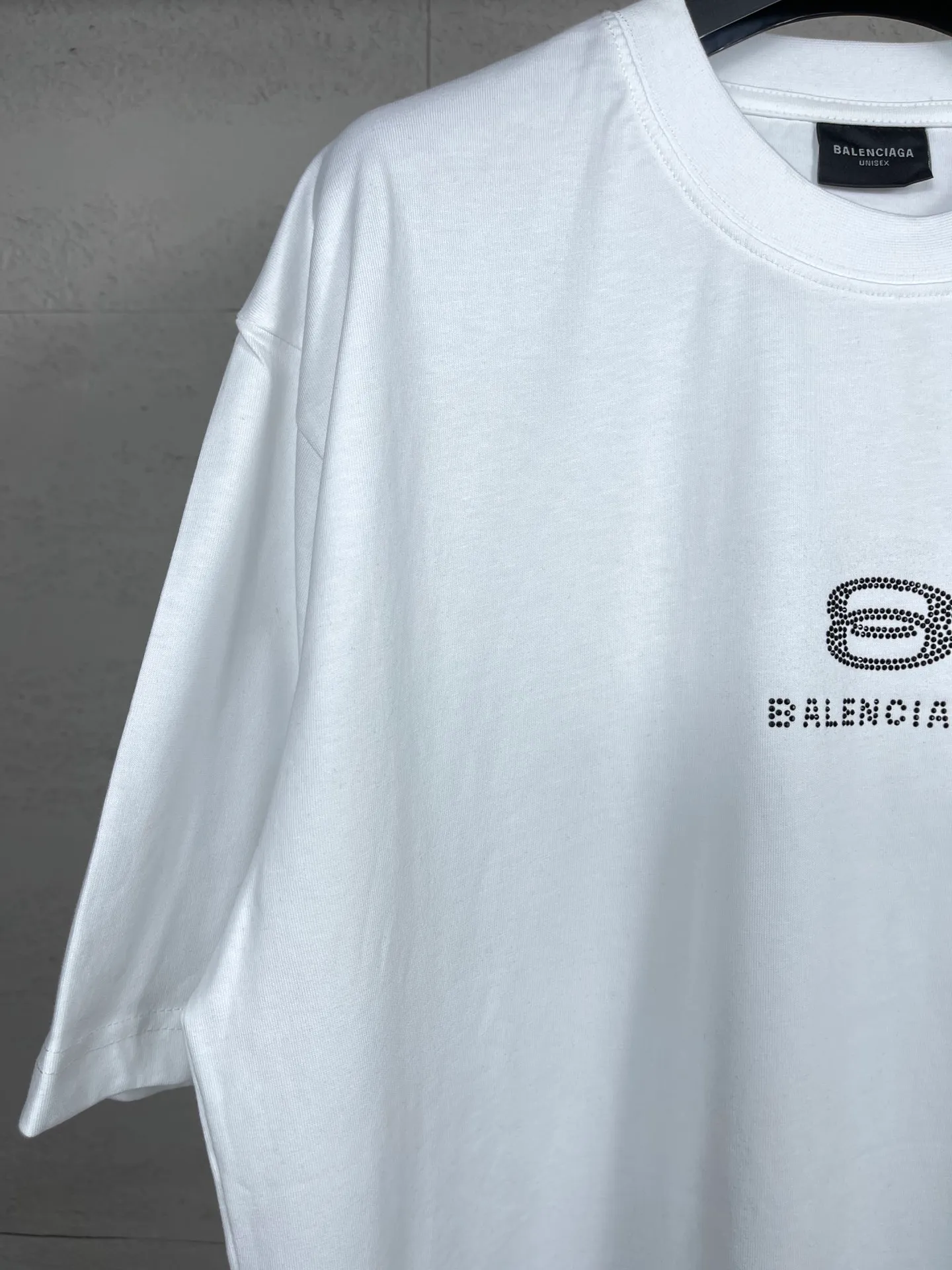 【 . Quality】BALENCI*GA/ BALENCI*GA#New Arrival， Classic LOGO T . ZP . 260 ， . . . . Color Change。 。 ， ， 。 。 。 . OS . Same Style ：BL 223355 ：Black.White Size：XS L